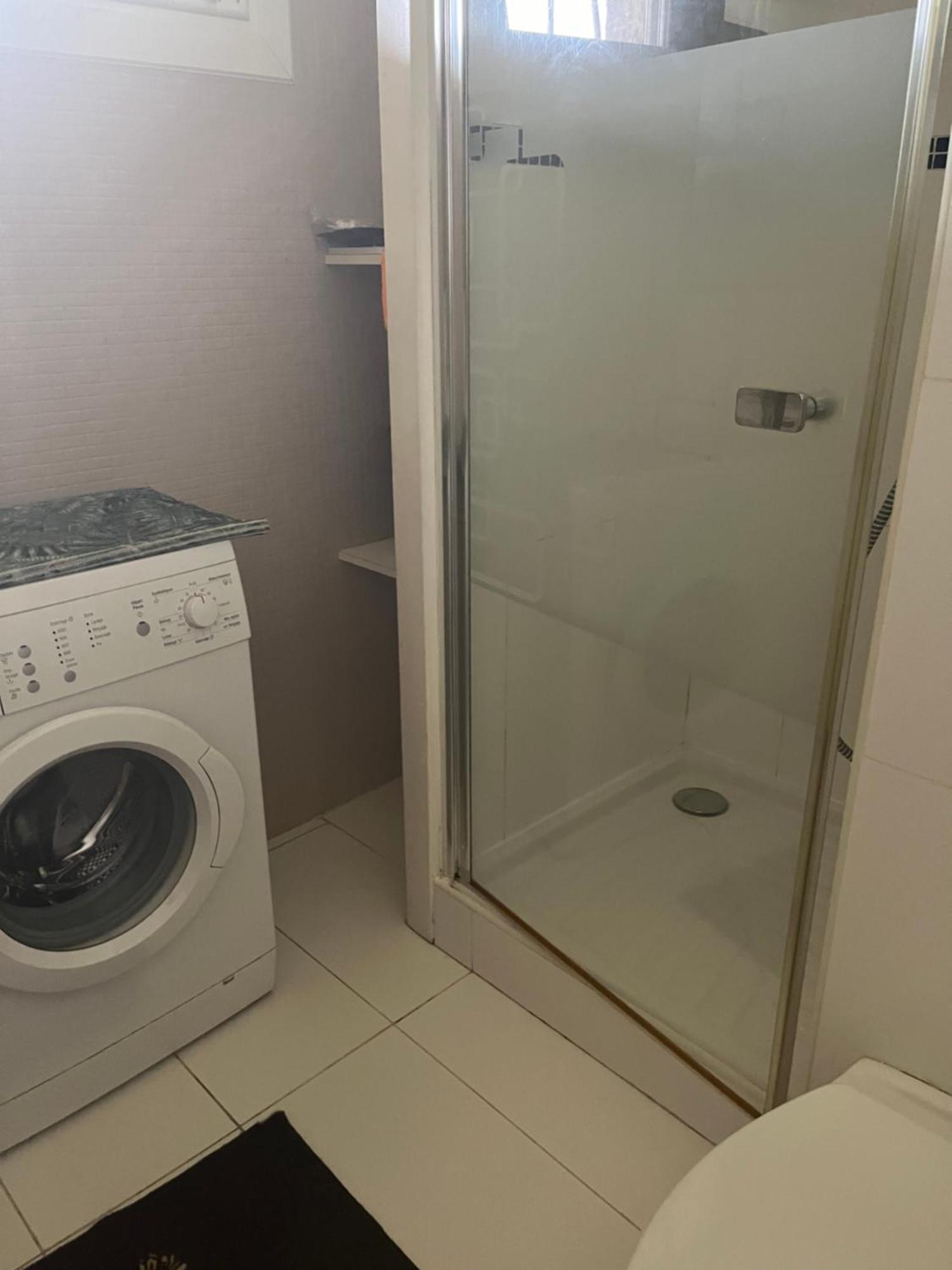 Joli Apartemo O Centro Le Lavandou Exterior foto